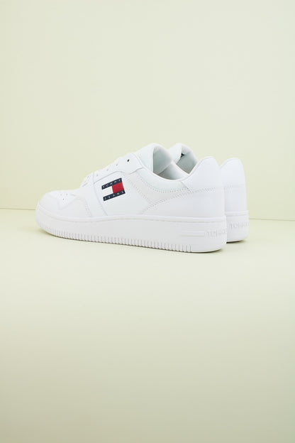 TOMMY JEANS TJM RETRO BASKET en color YBR  (3)