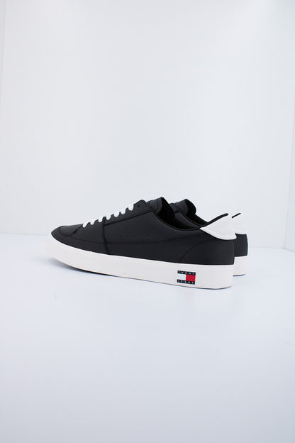 TOMMY JEANS TJM VULCANIZED ESS en color BDS  (3)
