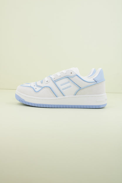 TOMMY JEANS TJW RETRO BASKET en color YBL  (1)