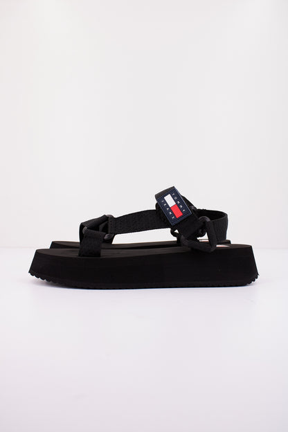 TOMMY JEANS TJW EVA SANDAL en color BDS  (1)