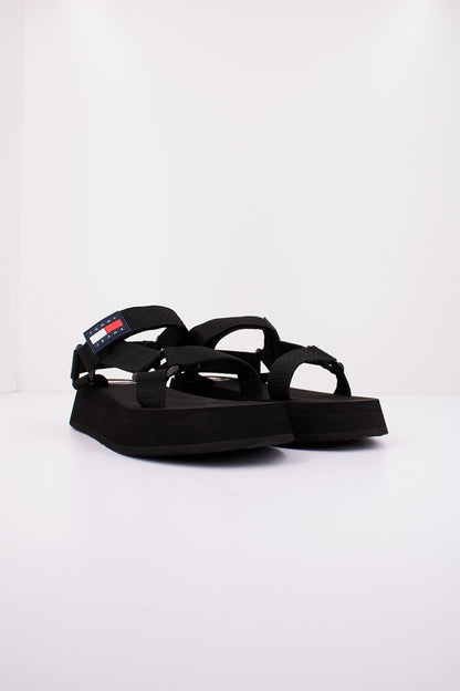 TOMMY JEANS TJW EVA SANDAL en color BDS  (2)