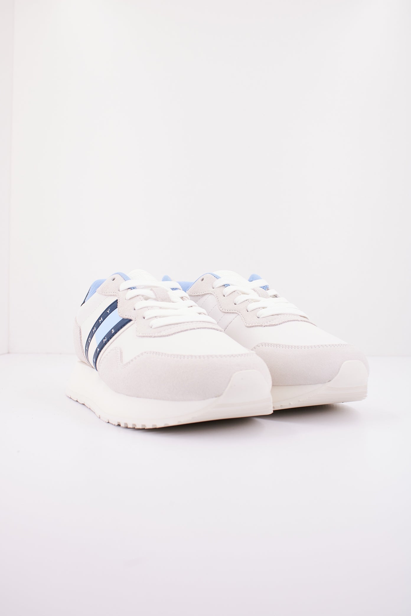 TOMMY JEANS TJW EVA RUNNER MAT M en color CS  (2)