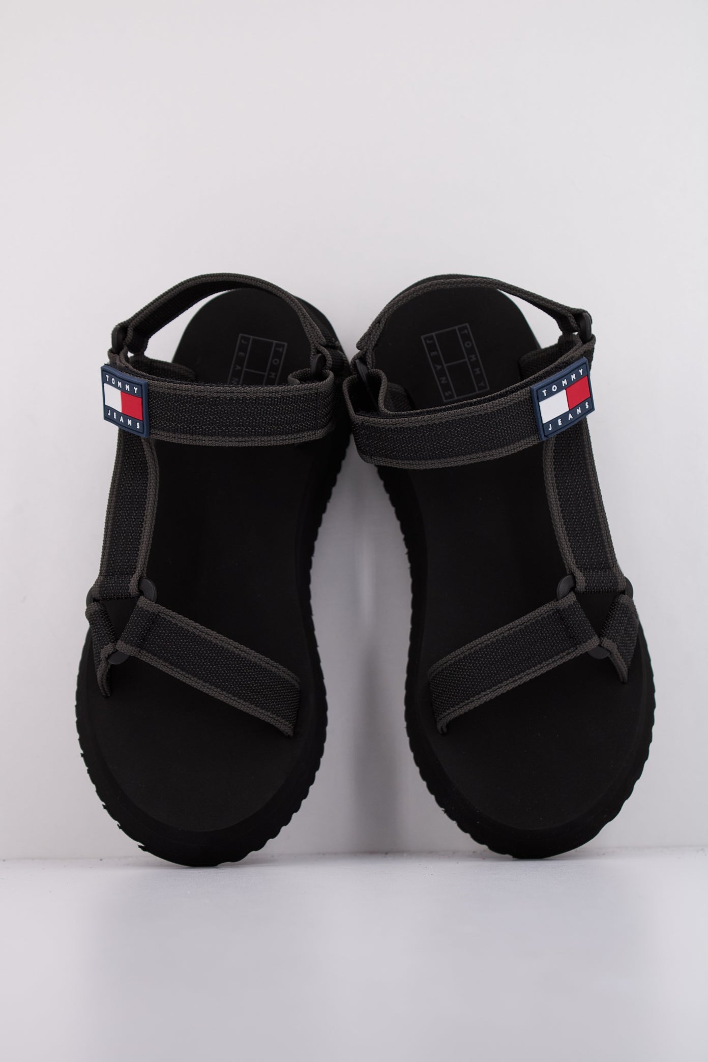 TOMMY JEANS ENEN  en color BDS  (3)