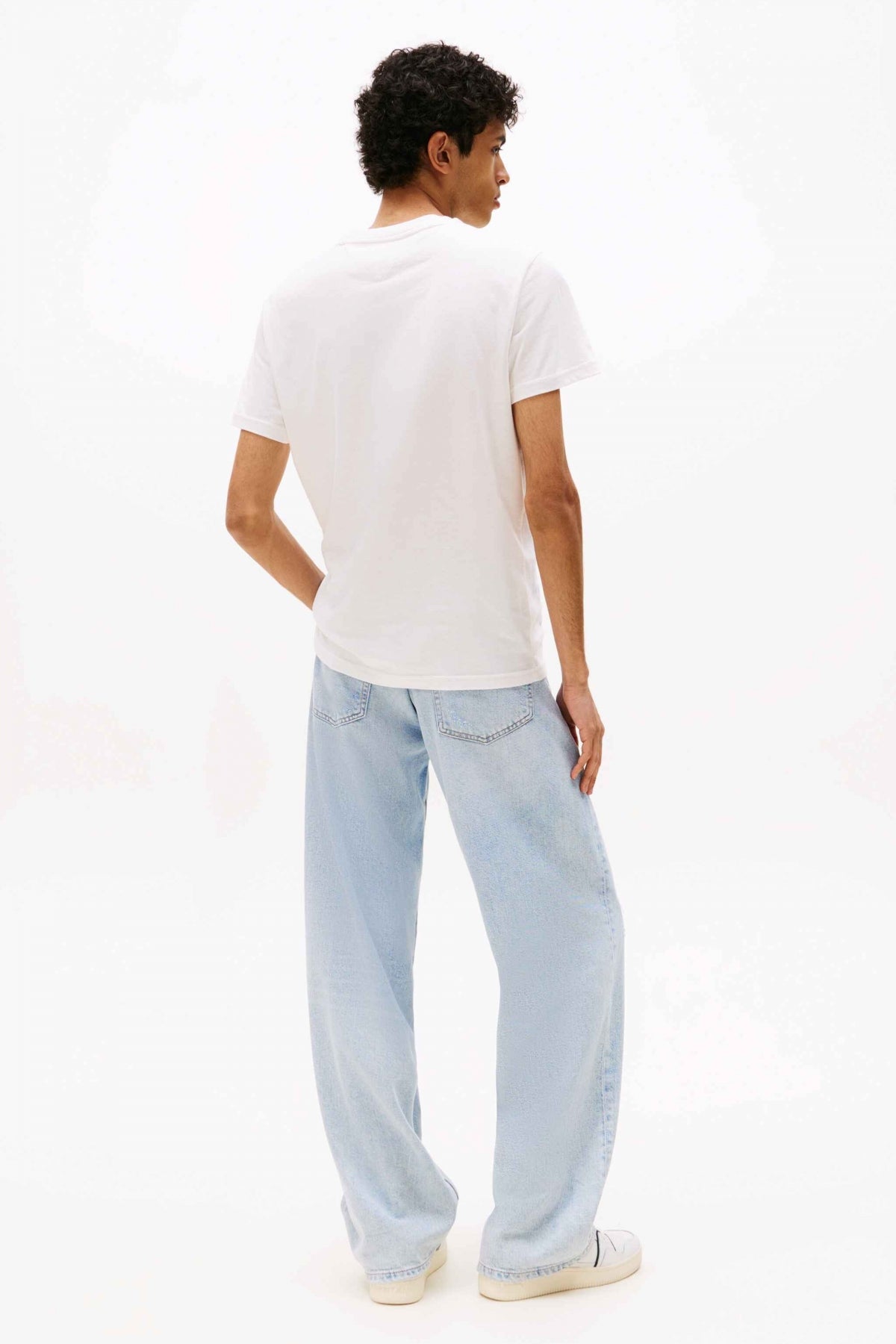 TOMMY JEANS TJM SLIM RWB FLAG TE en color YBH  (3)