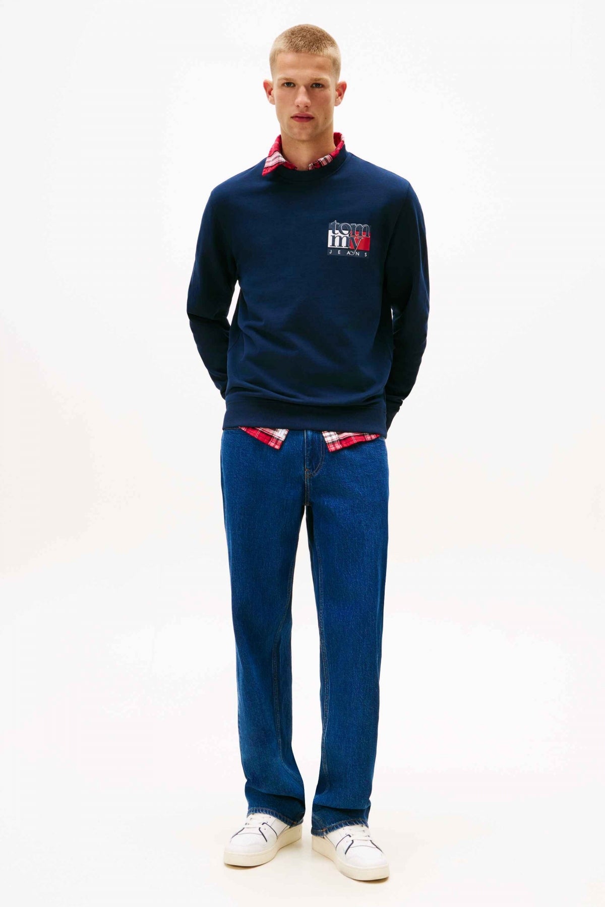 TOMMY JEANS TJM REG RWB FLAG CRE en color CG  (4)