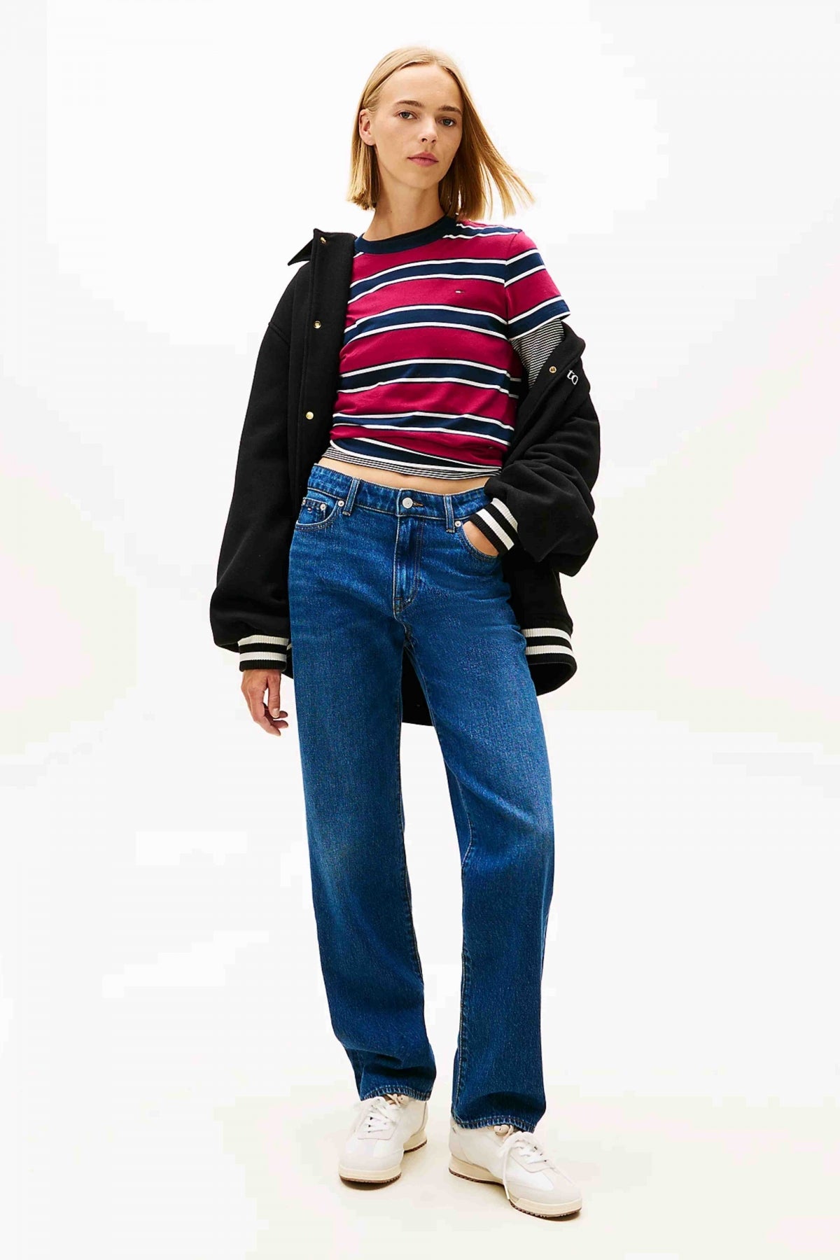 TOMMY JEANS LAYLA HR SLIM STR BI en color BK  (4)