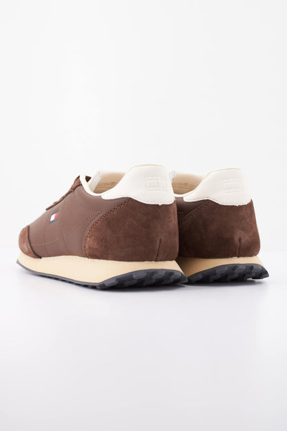TOMMY JEANS RETRO RUNNER ARCHIVE en color GV  (3)