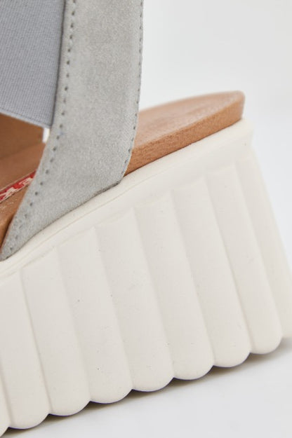 WEEKEND W en color ICEBERG  (4)