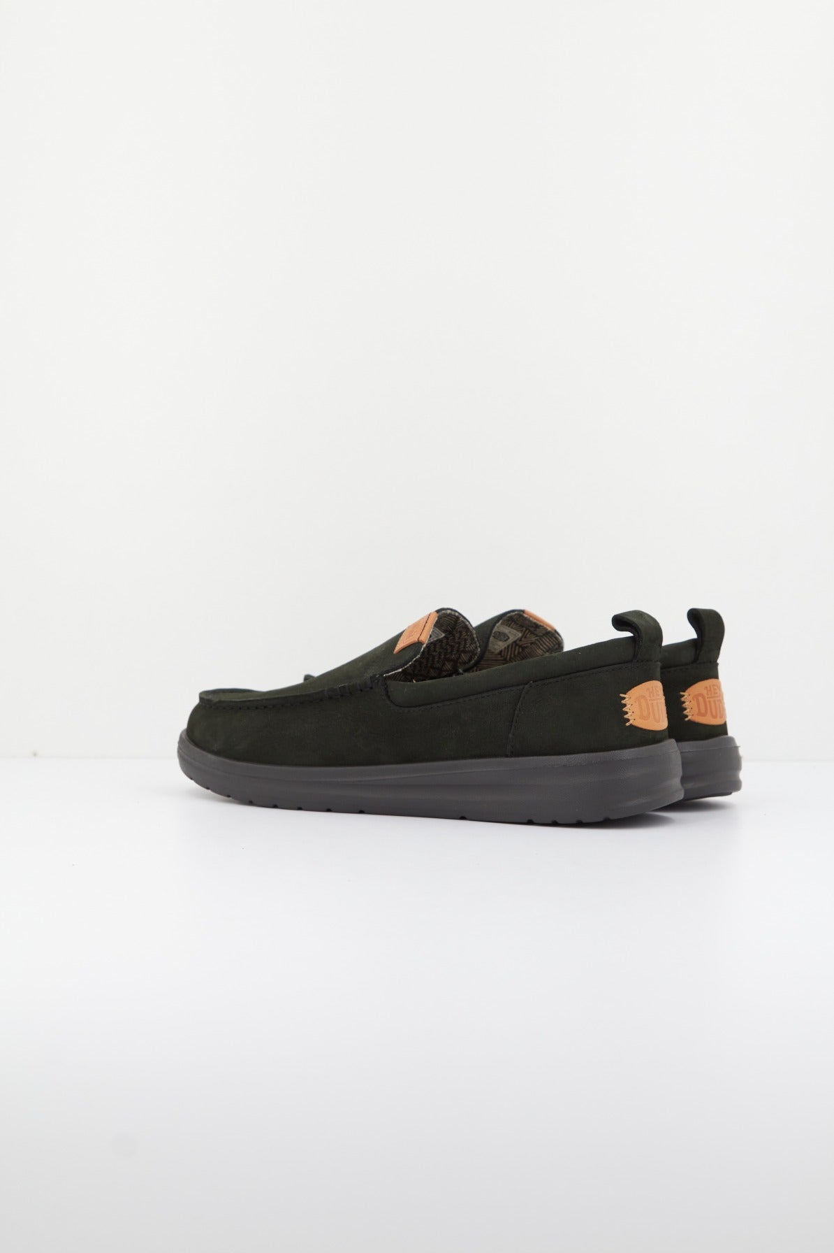 HEY DUDE WALLY GRIP MOC en color BLACK  (3)