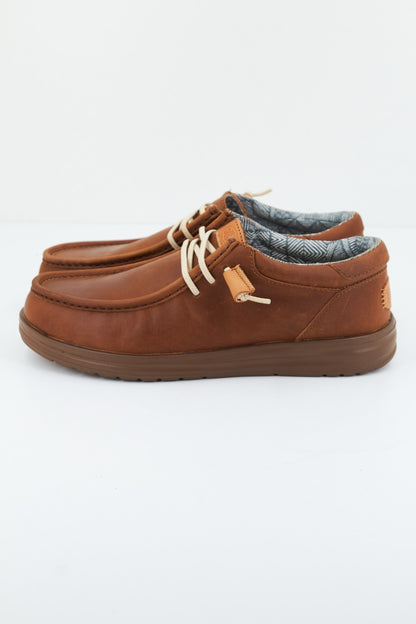 HEY DUDE WALLY GRIP en color BROWN  (2)
