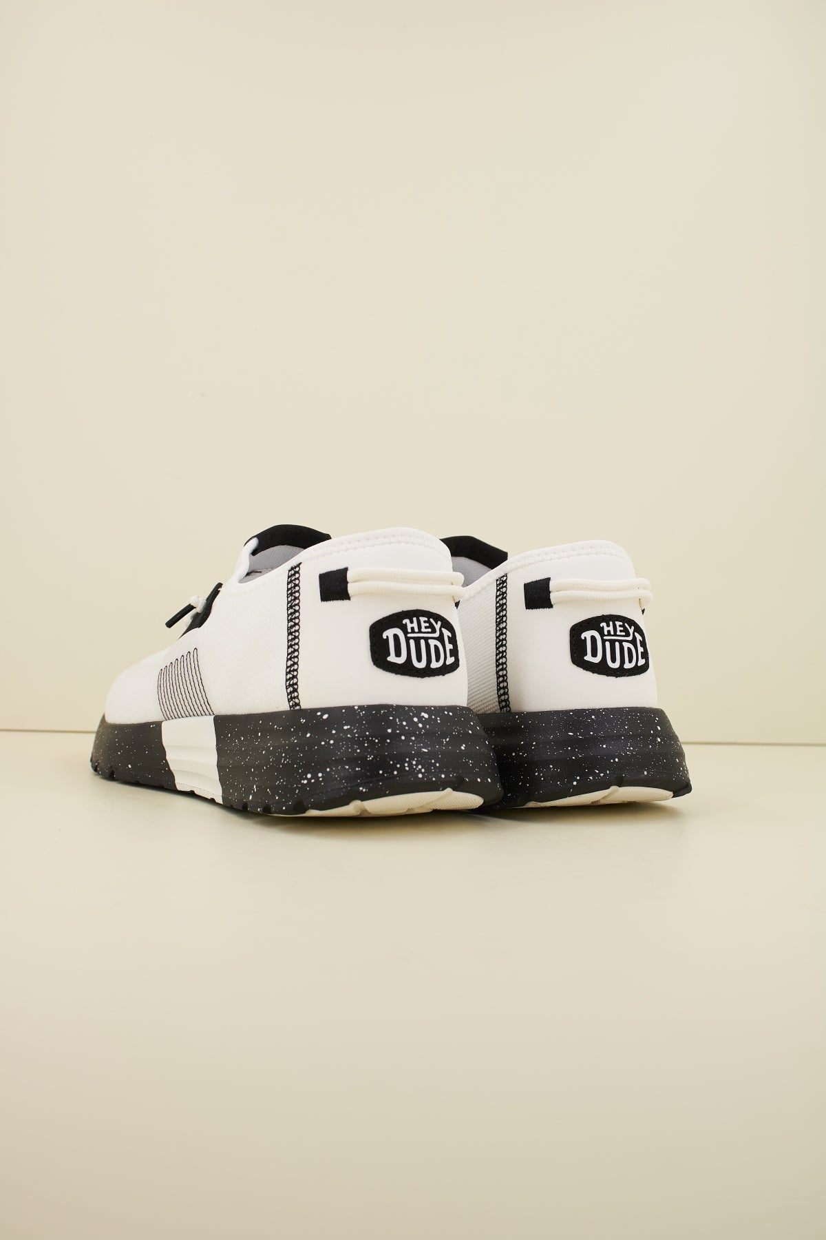 HEY DUDE SIROCCO M SPORT MODE en color WHTBLCK  (3)