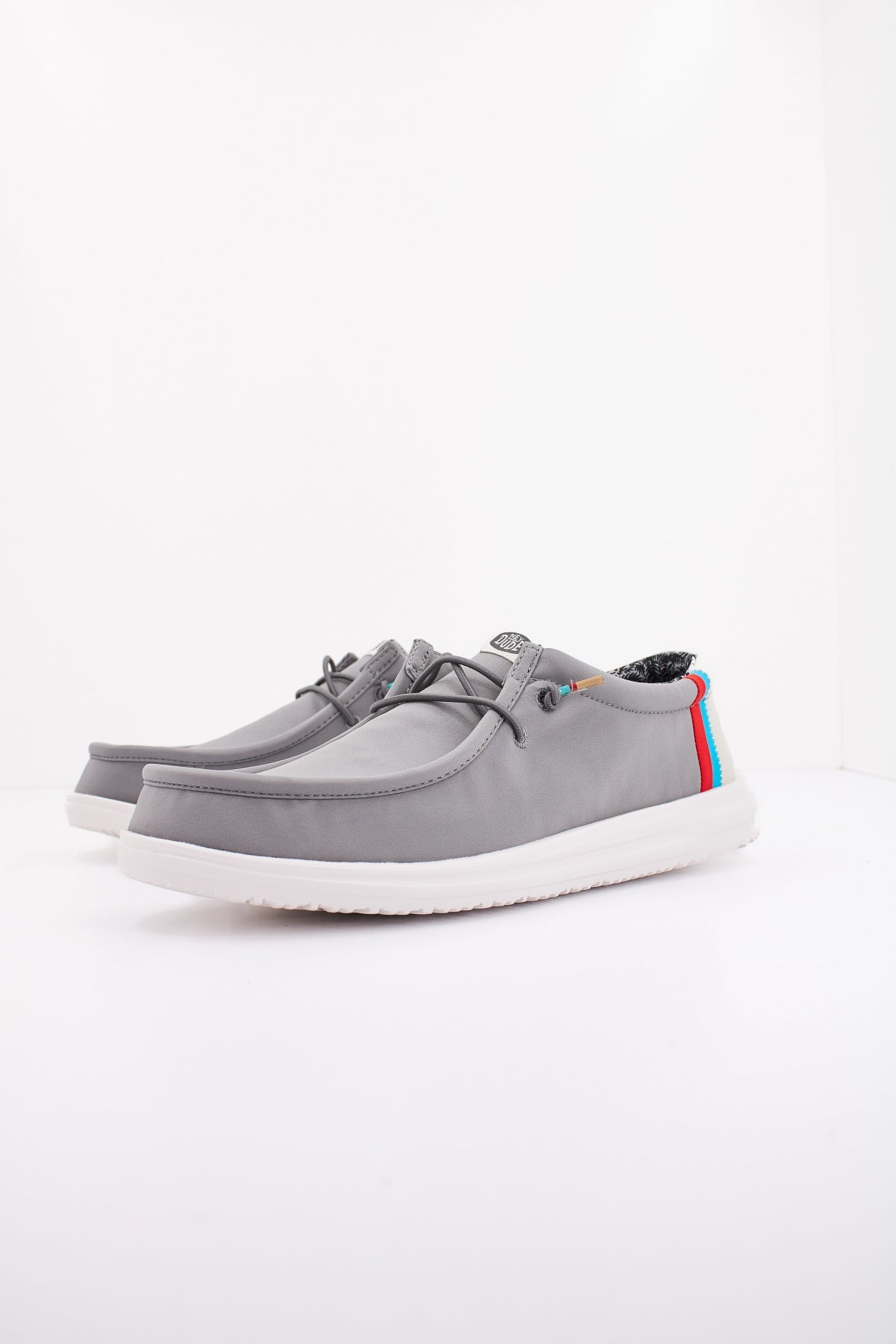 HEY DUDE WALLY HO SURF en color GREY  (2)