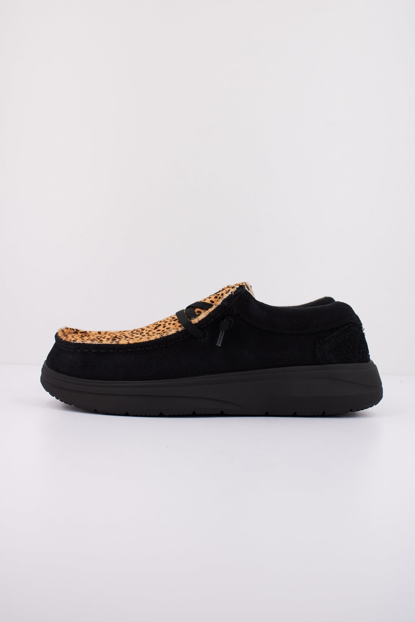 HEY DUDE WENDY X LUXE en color BLACK  (1)