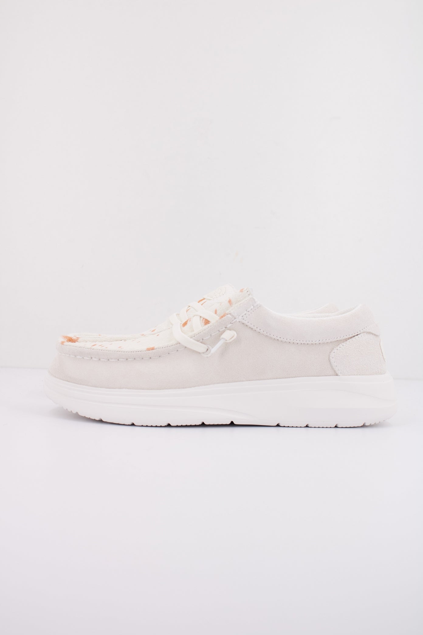 HEY DUDE WENDY X LUXE en color IVORY  (1)