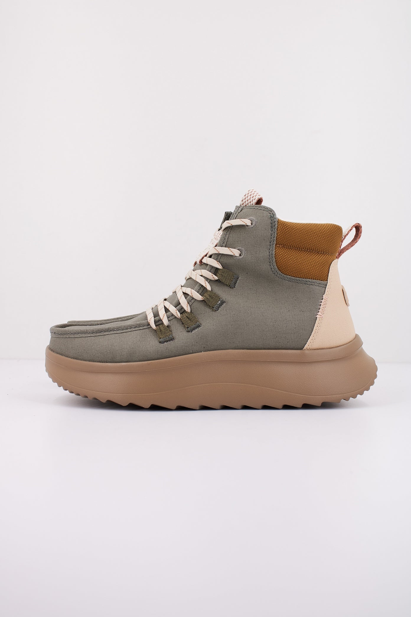 HEY DUDE WENDY APRES COATED T en color OLIVE  (1)