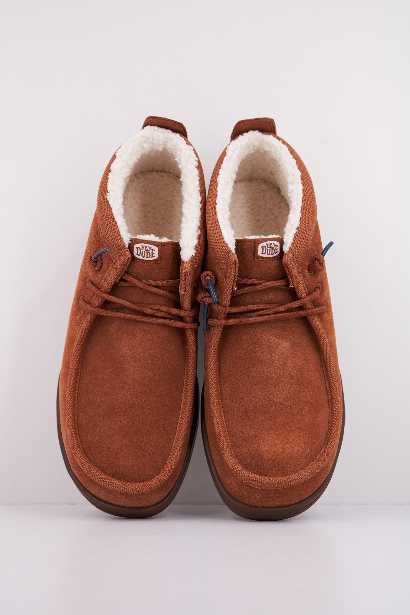 HEY DUDE WALLY MID GRIP R WAR en color BROWN  (3)