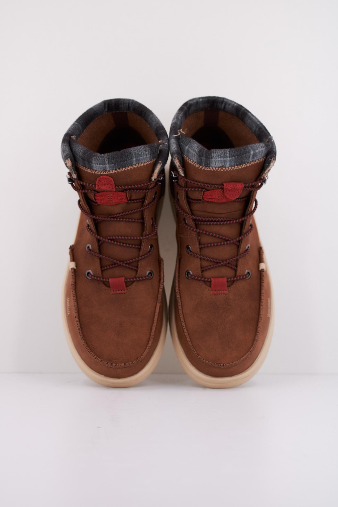 HEY DUDE BRADLEY CLASSIC en color COGNAC  (3)
