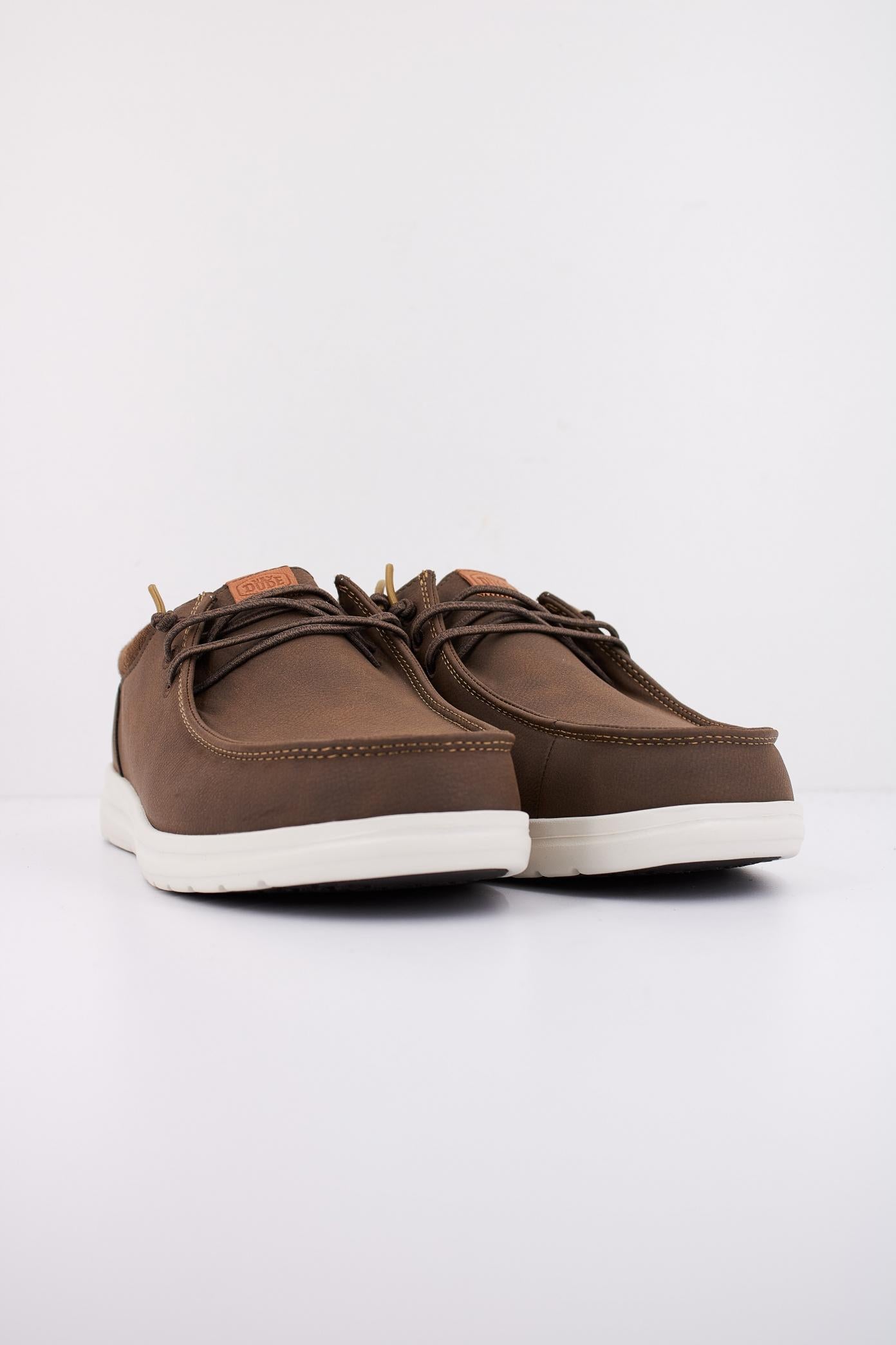 HEY DUDE PAUL CLASSIC en color BROWN  (2)
