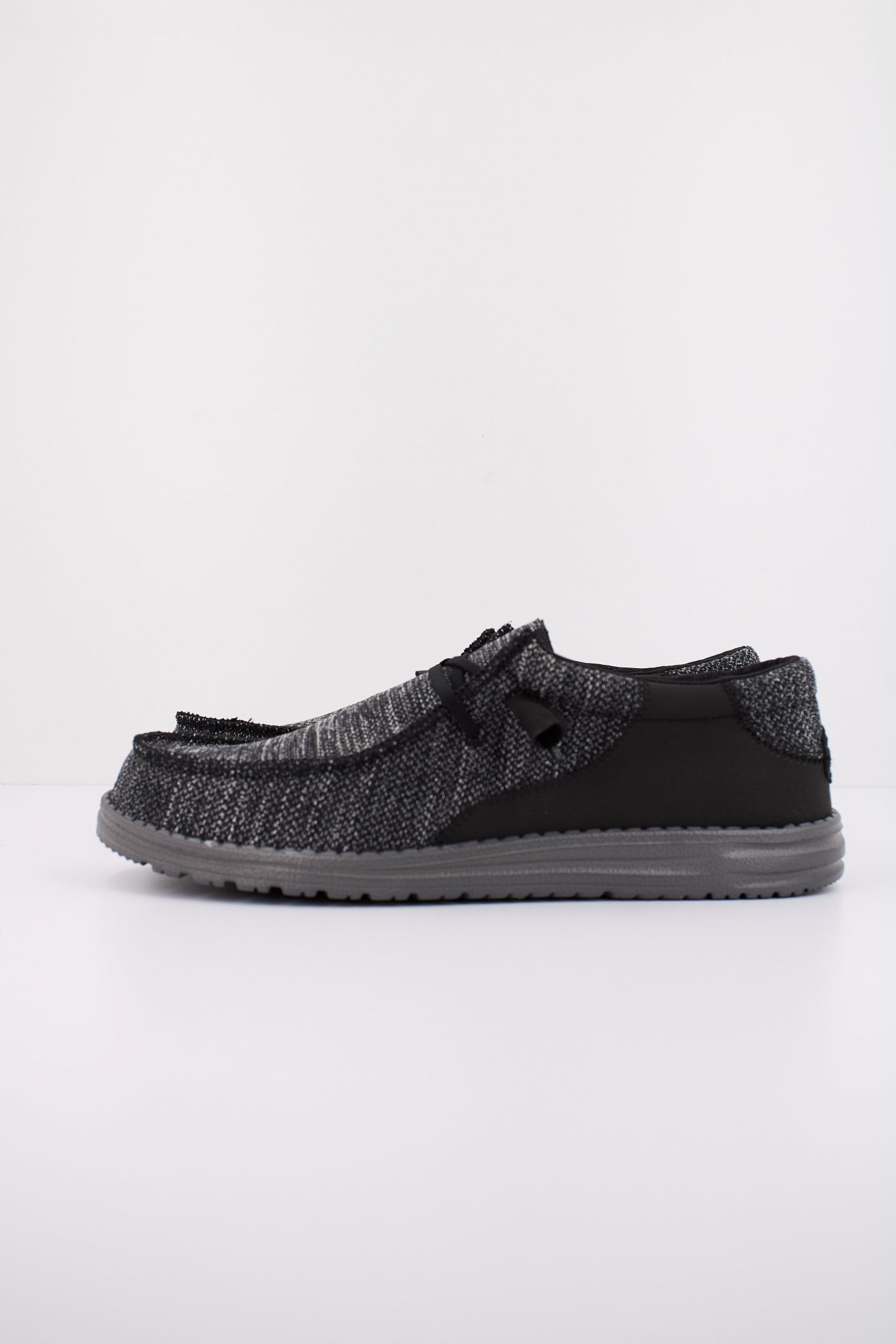 HEY DUDE WALLY STITCH FLECKED en color BLACK  (1)