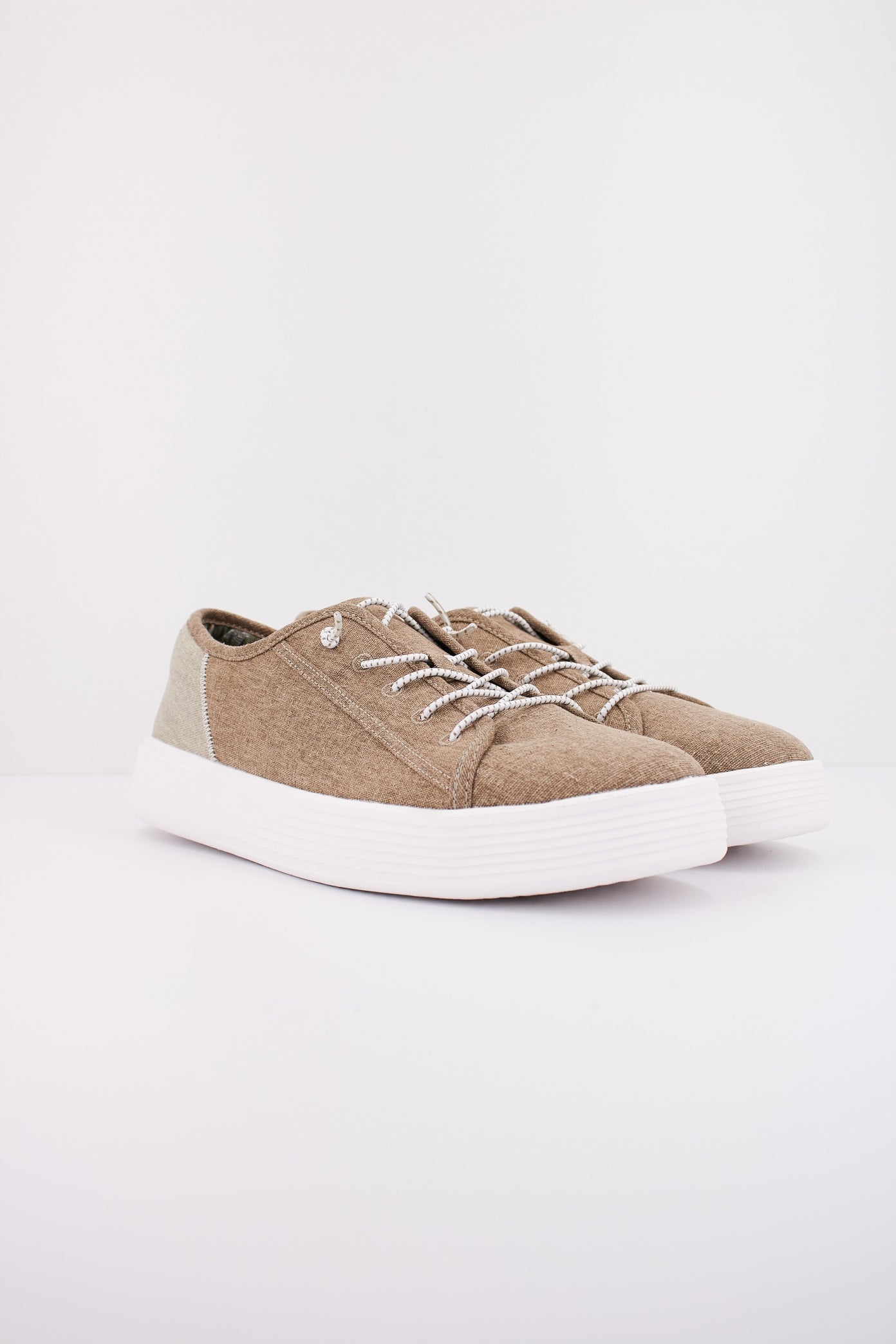 HEY DUDE CODY CRAFT LINEN en color TAN  (2)