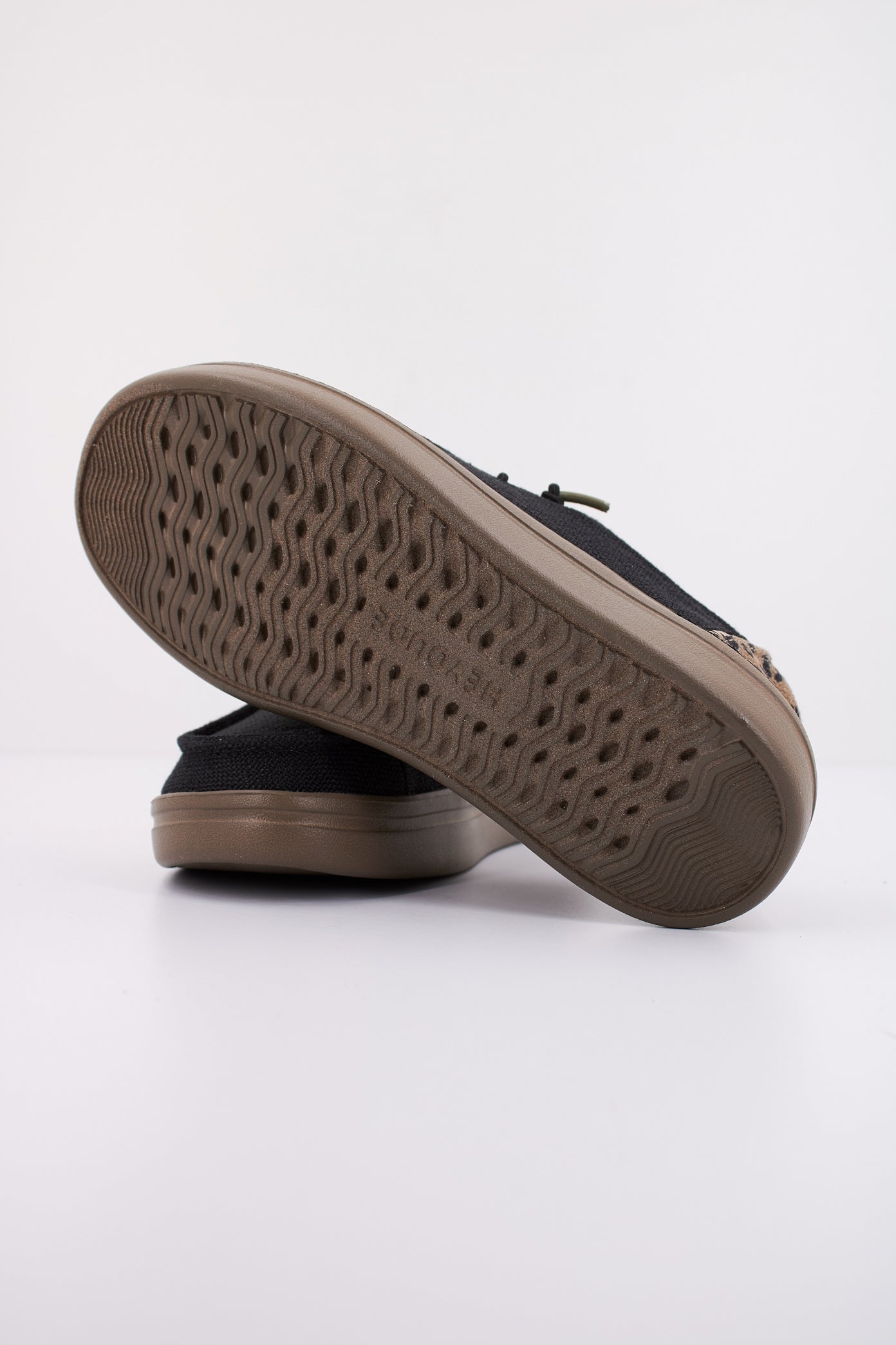 HEY DUDE WENDY RISE LEO en color BLACK  (5)