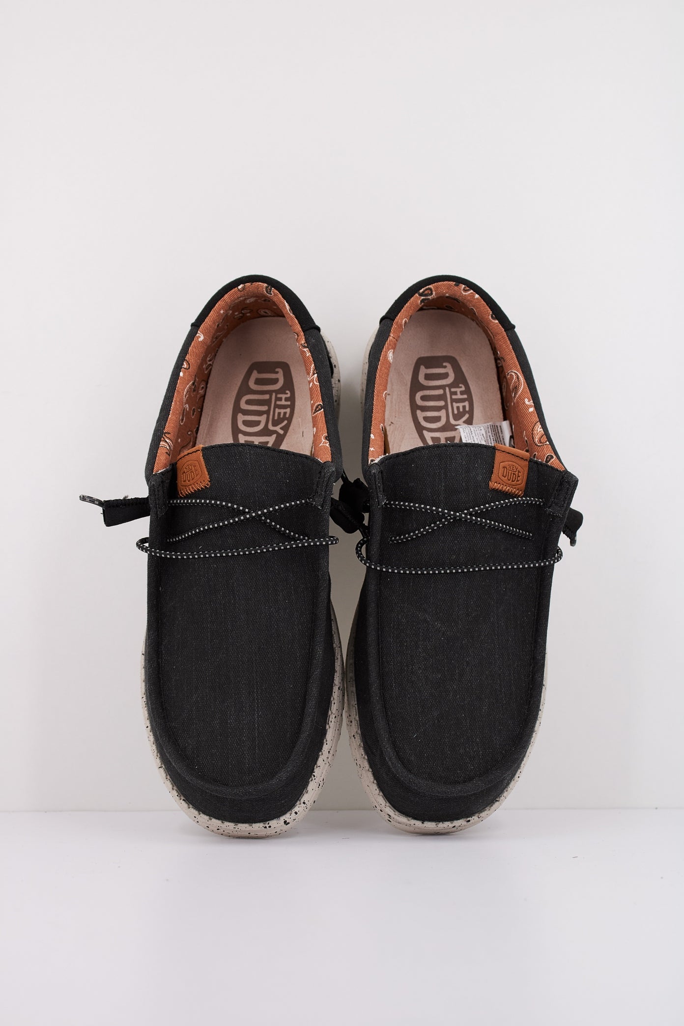 HEY DUDE WALLY WASHED CANVAS en color BLACK  (3)