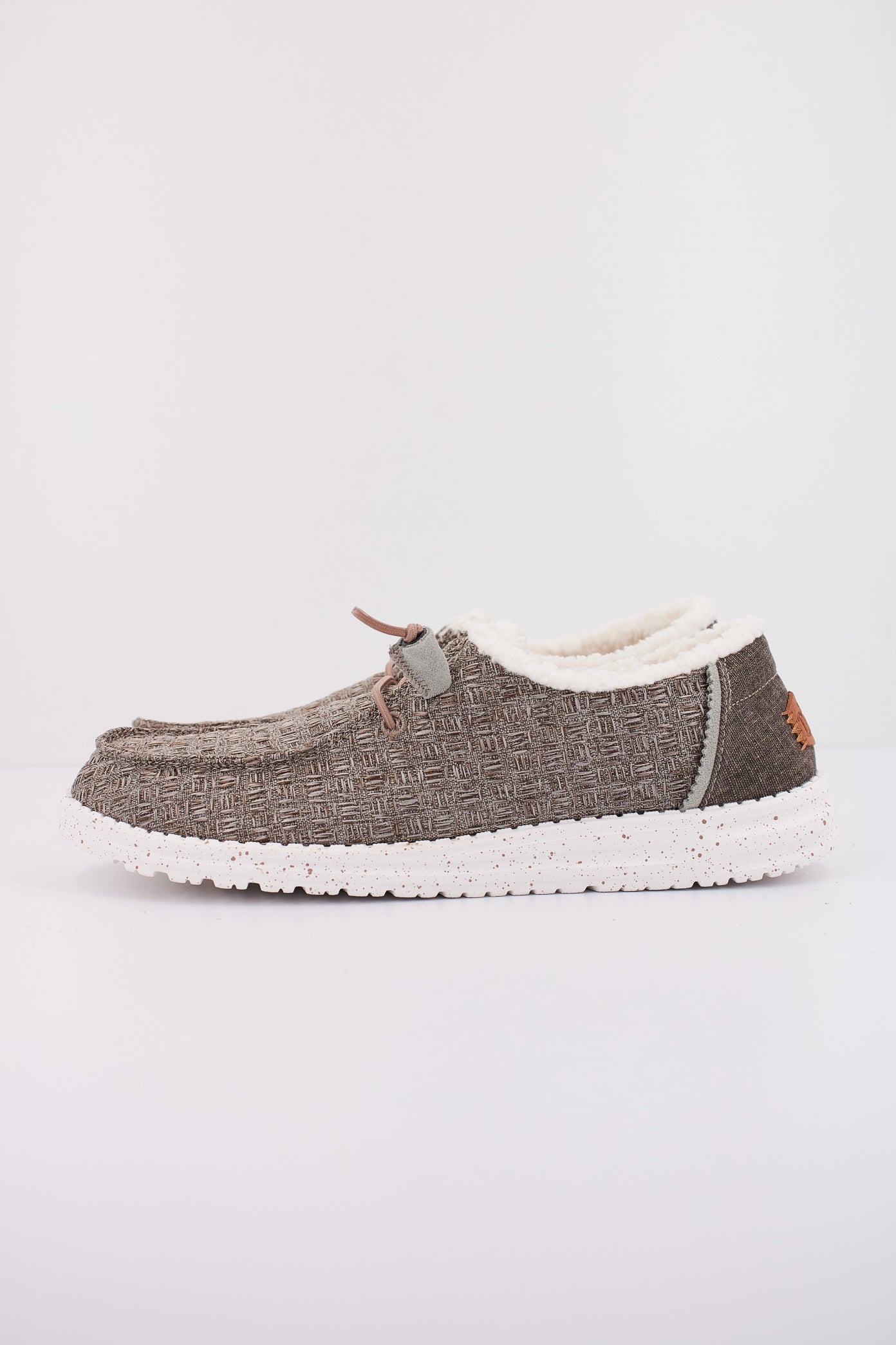 HEY DUDE WENDY WARMTH en color BROWN  (1)