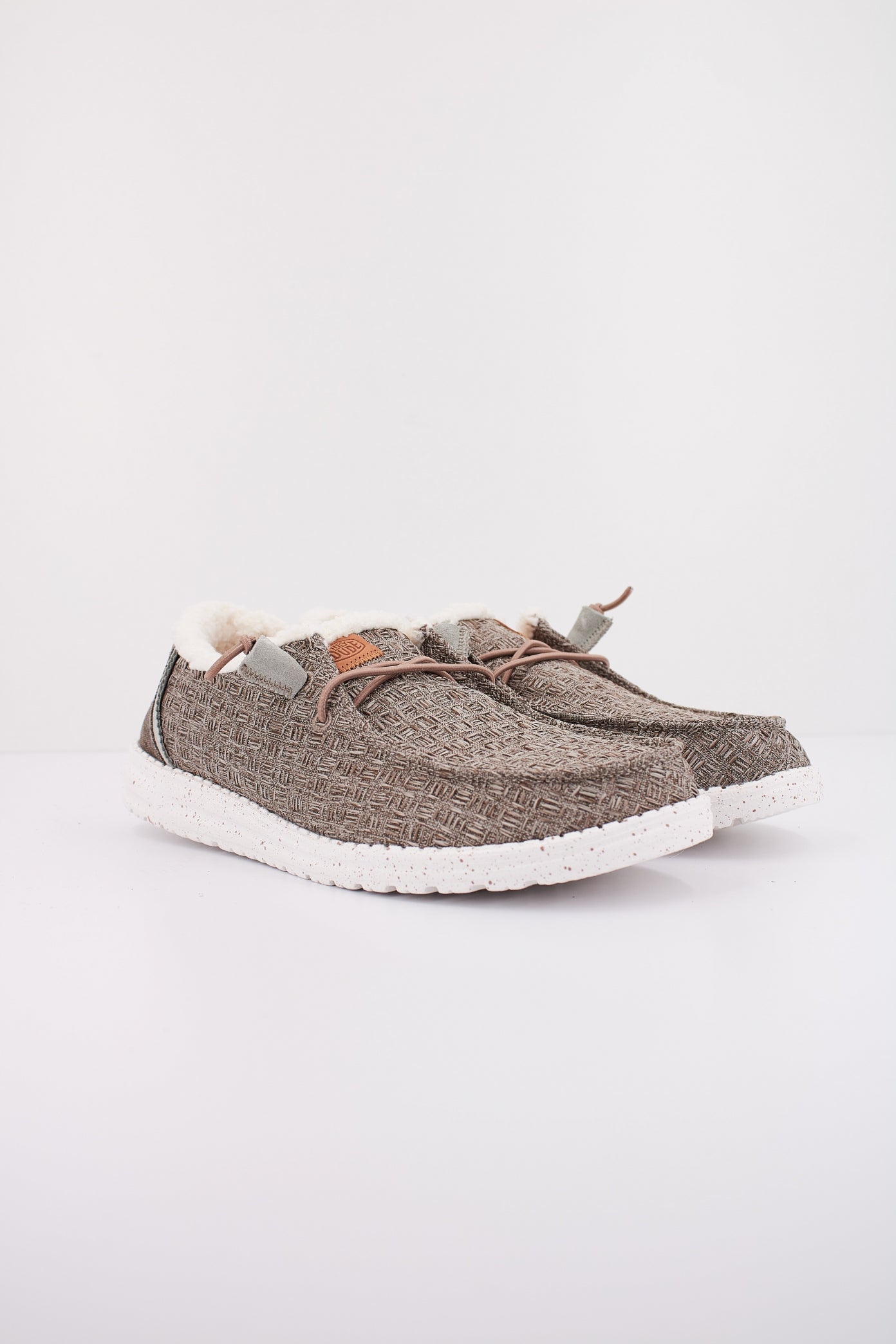 HEY DUDE WENDY WARMTH en color BROWN  (2)