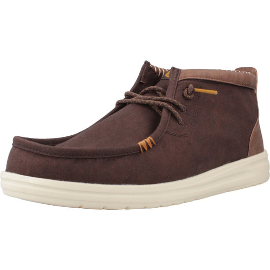 HEY DUDE  WALLY MID GRIPR VIN en color BROWN  (1)