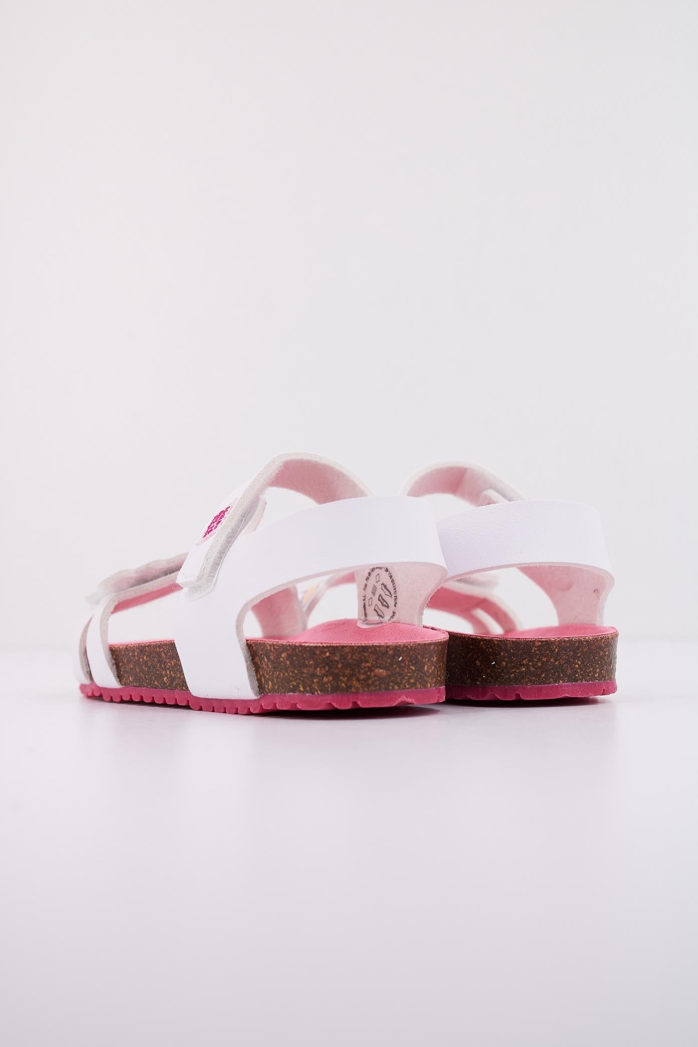 AGATHA RUIZ DE LA PRADA A  en color BLANCO  (4)