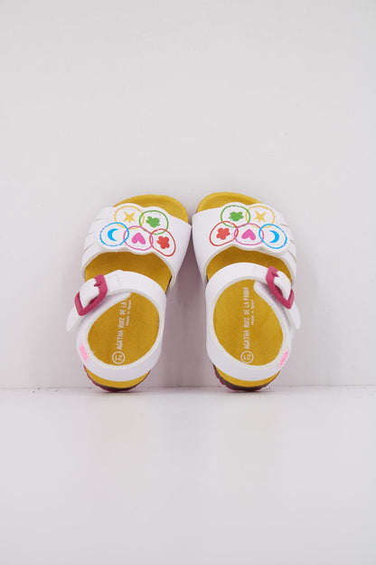 AGATHA RUIZ DE LA PRADA A en color BLANCO  (3)