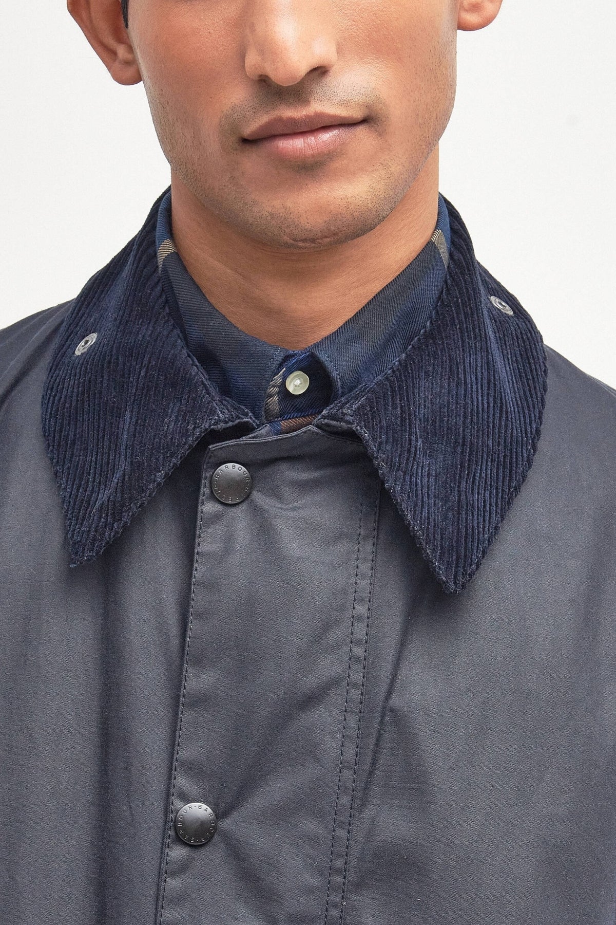 BARBOUR MWXNY REELIN W en color NY  (4)