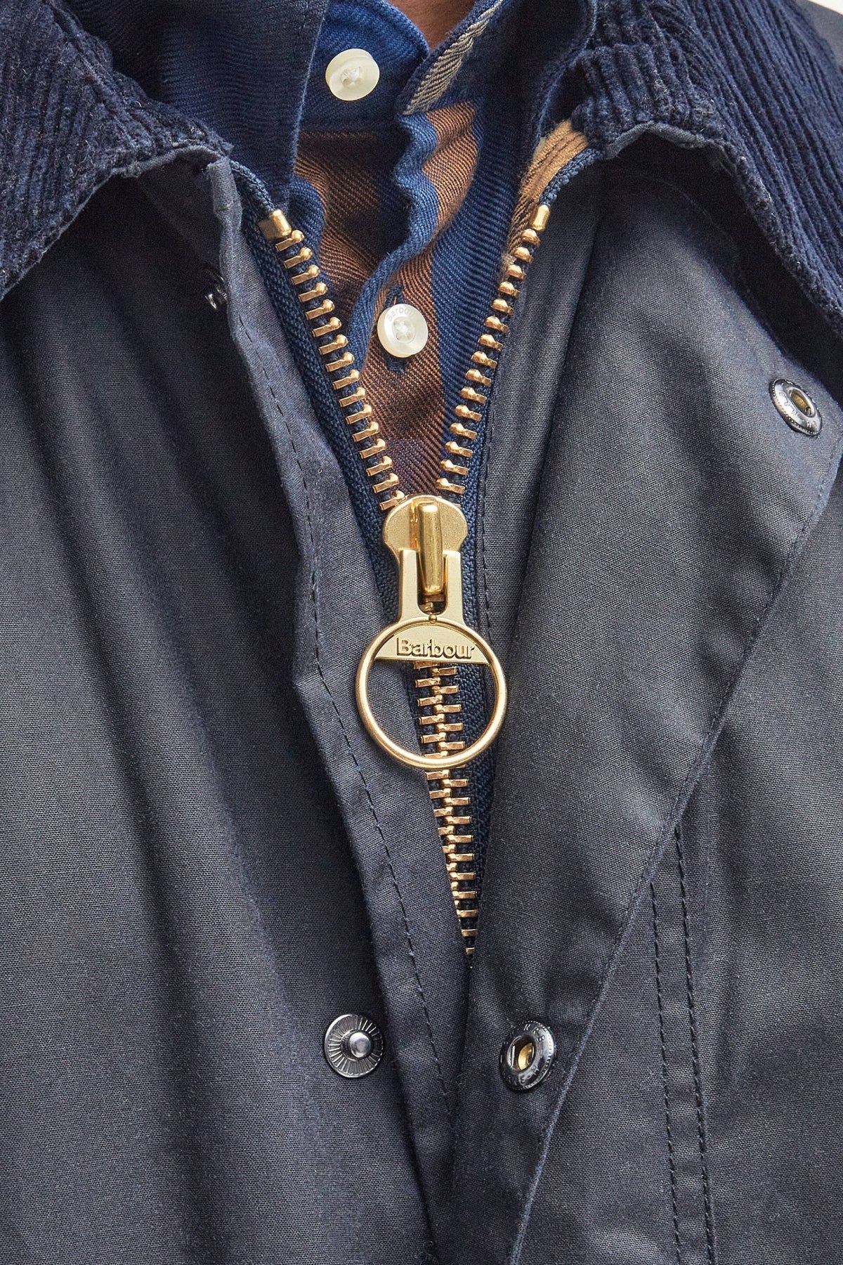 BARBOUR MWXNY REELIN W en color NY  (6)