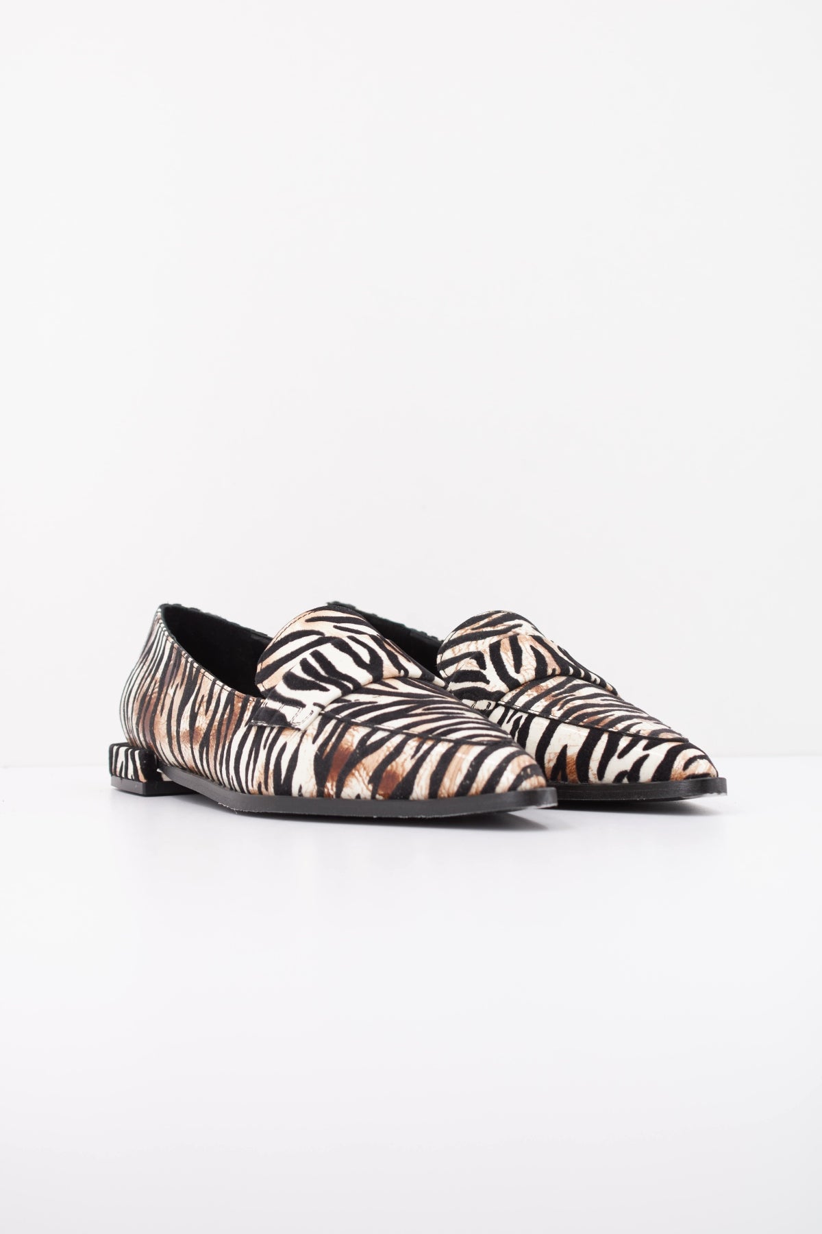 JONI J en color LEDER  (2)