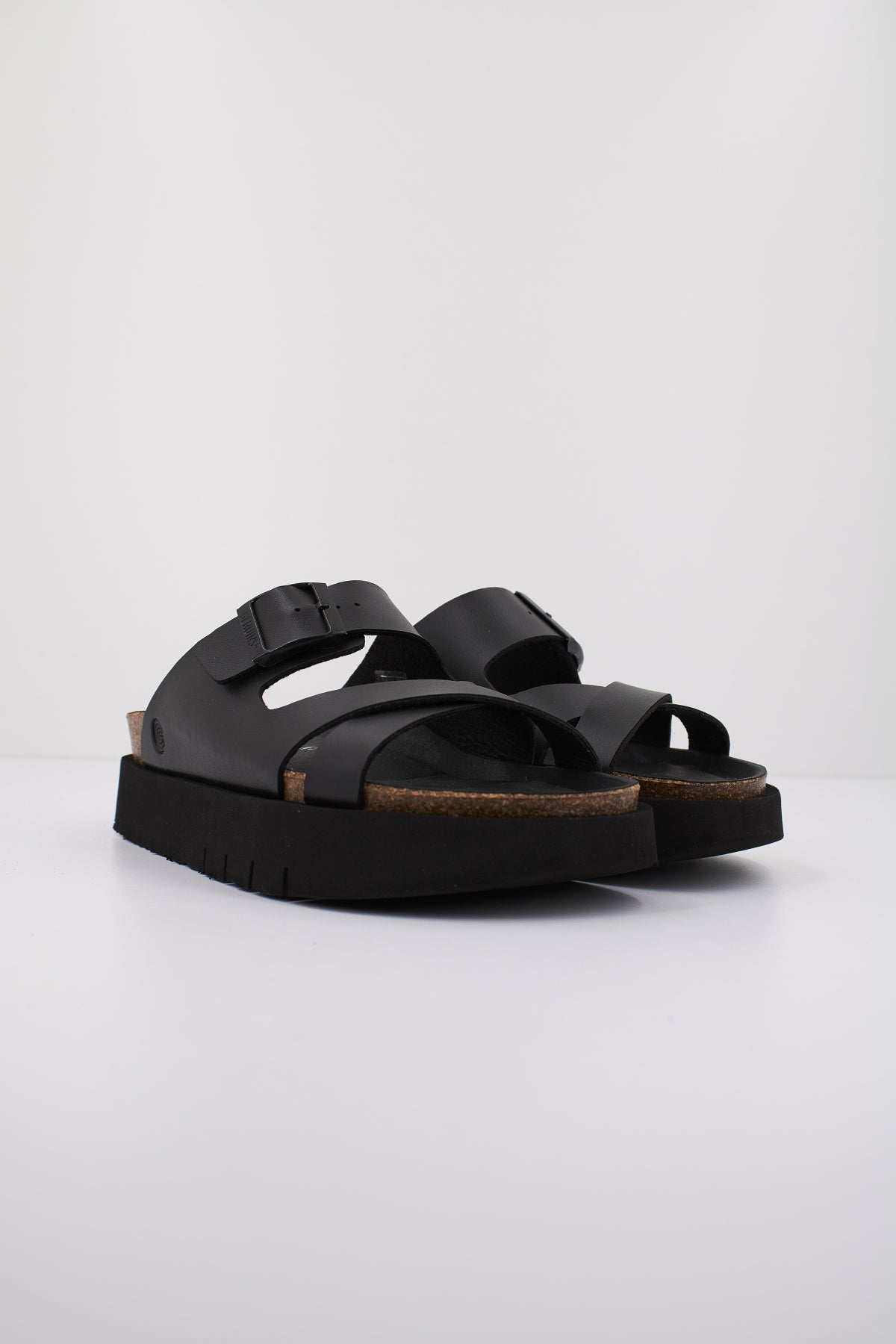 GENUINS CORINNA VEGAN en color BLACK  (2)