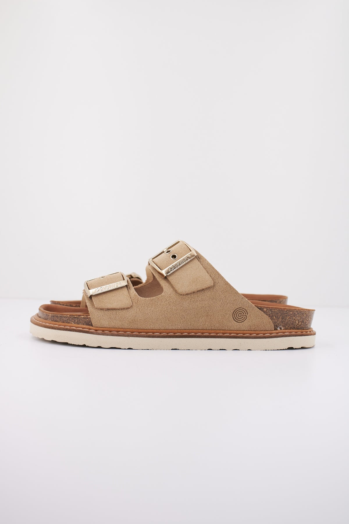 GENUINS  HAWAII VELOUR en color MAKEUP  (1)