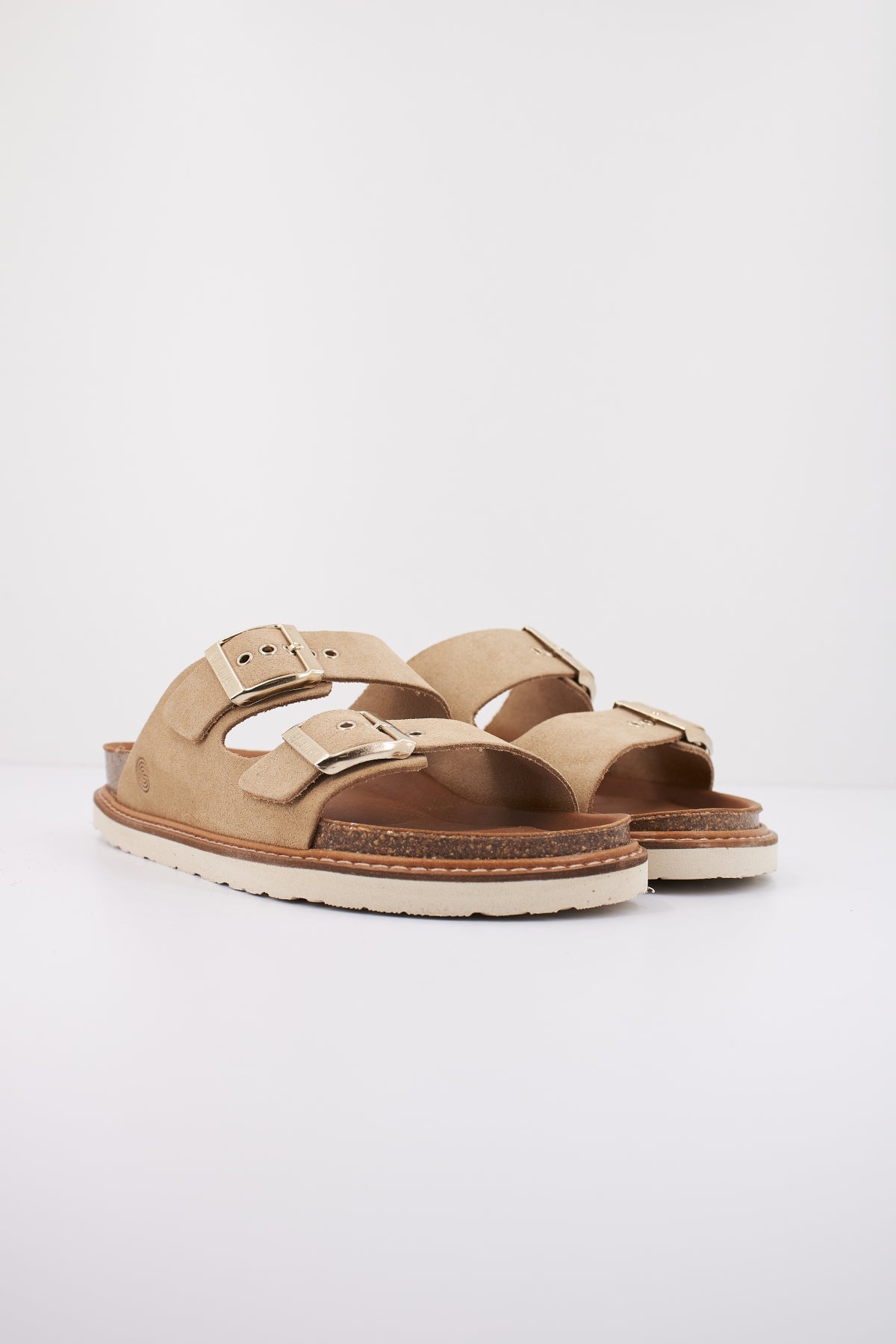 GENUINS  HAWAII VELOUR en color MAKEUP  (2)