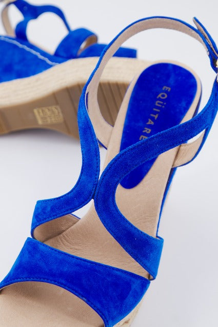 EQUITARE JONES  en color COBALT  (3)