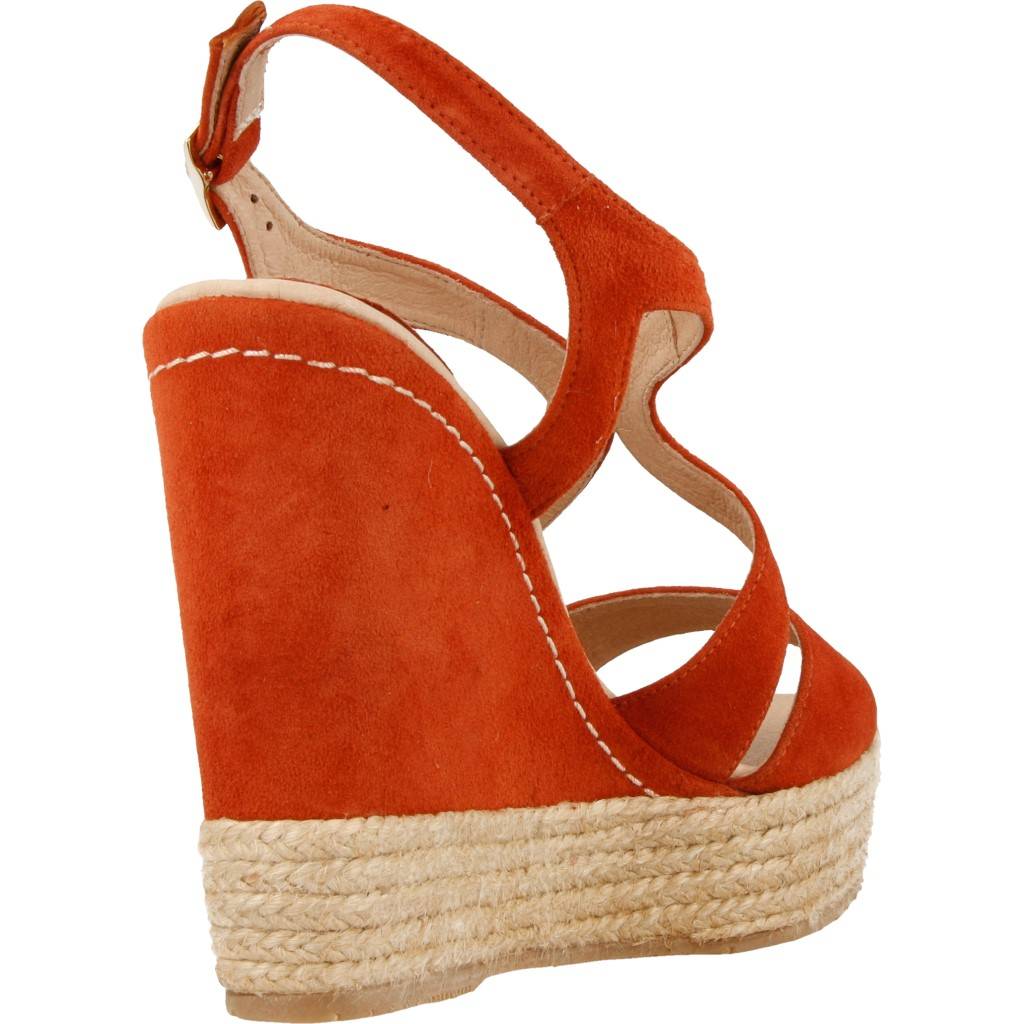 EQUITARE JONES  en color RUST  (3)