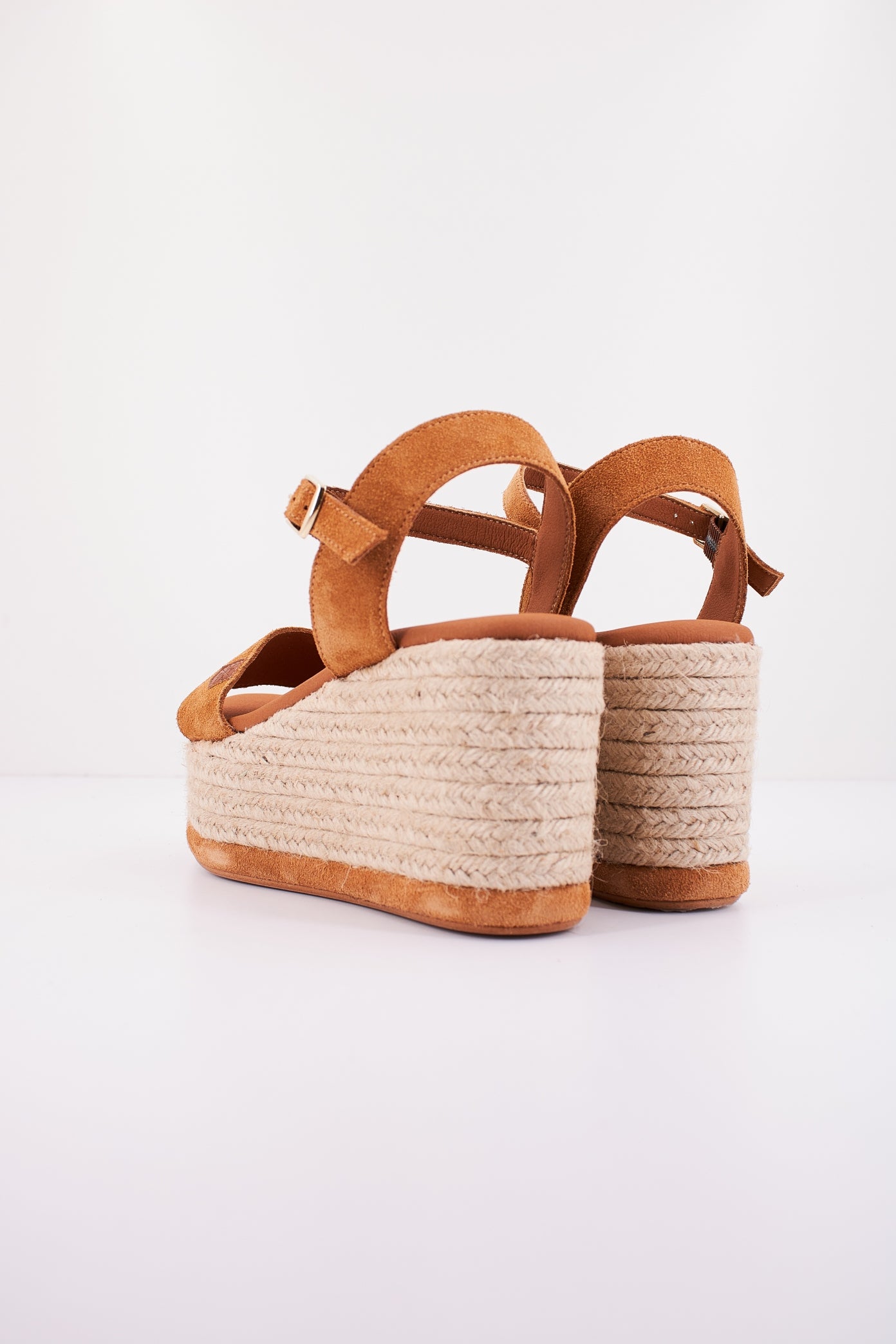 POPA TOFARI en color CUERO  (3)