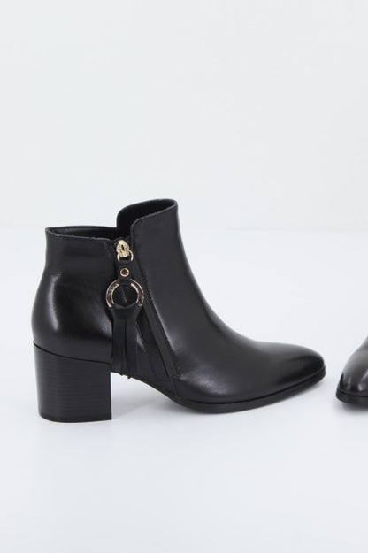 REGARDE LE CIEL TAYLOR  en color BLACK  (1)