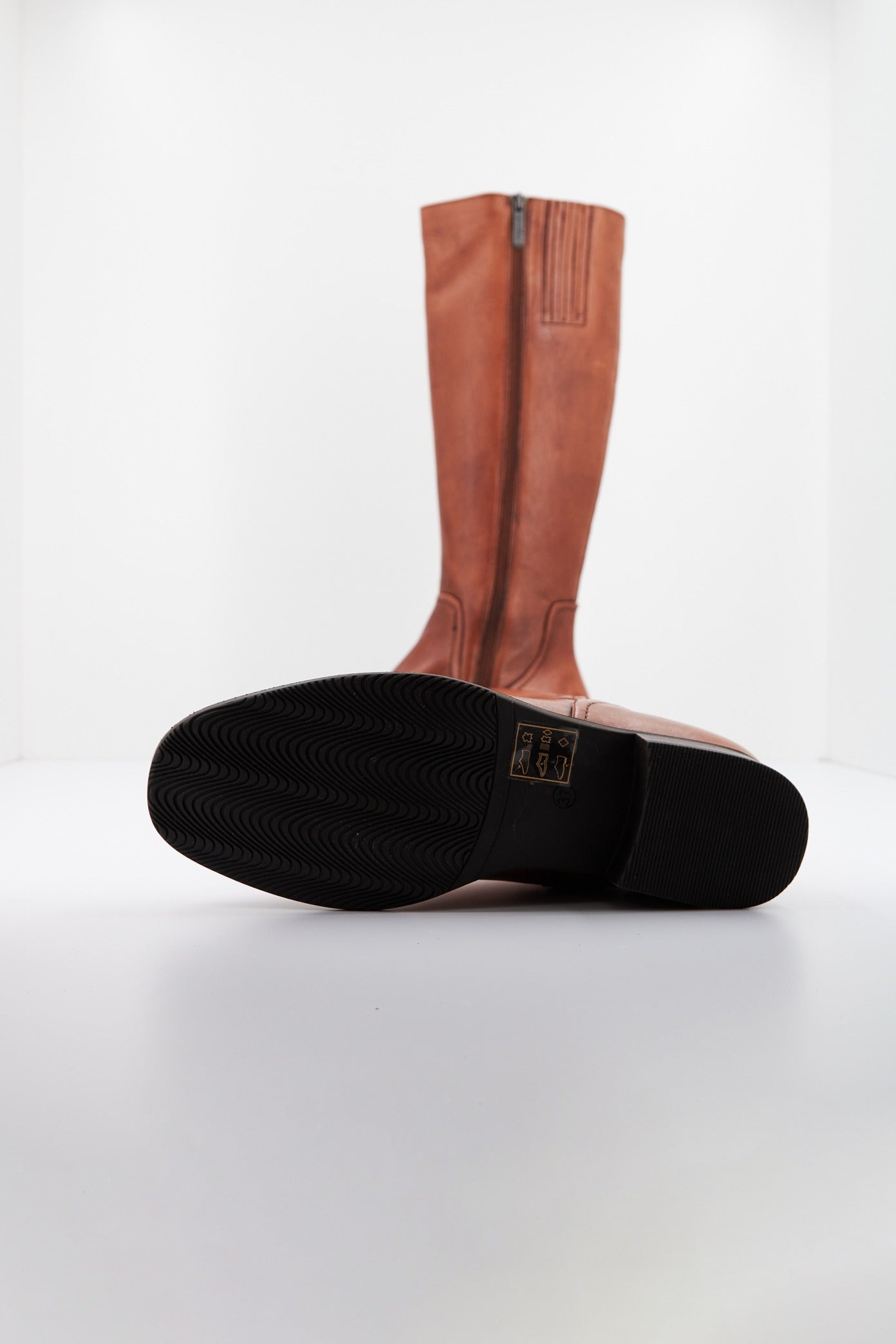 REGARDE LE CIEL SABINA en color CUOIO  (4)