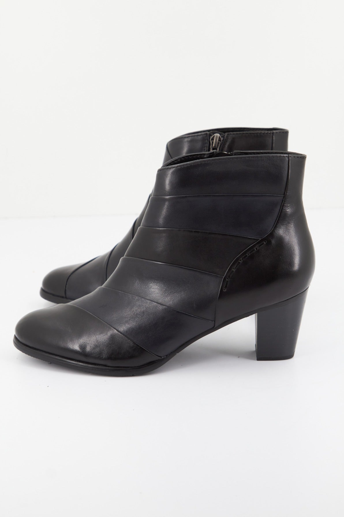 REGARDE LE CIEL SONIA en color BLCKNVPMB  (1)