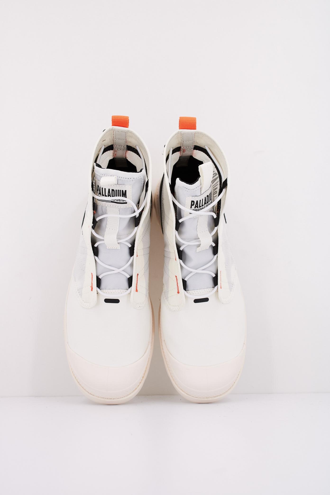 PALLADIUM  PAMPA TRAVEL LITE R en color WHTBL  (3)