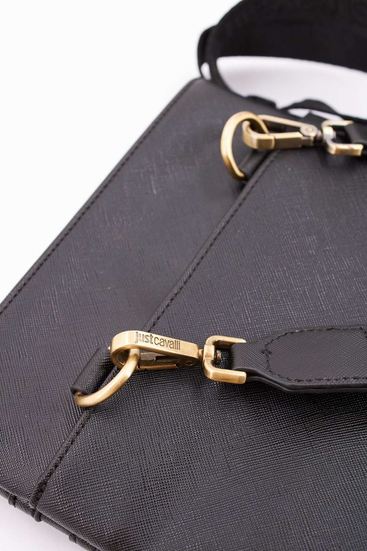 JUST CAVALLI JC METAL LETTE en color BLACK  (4)