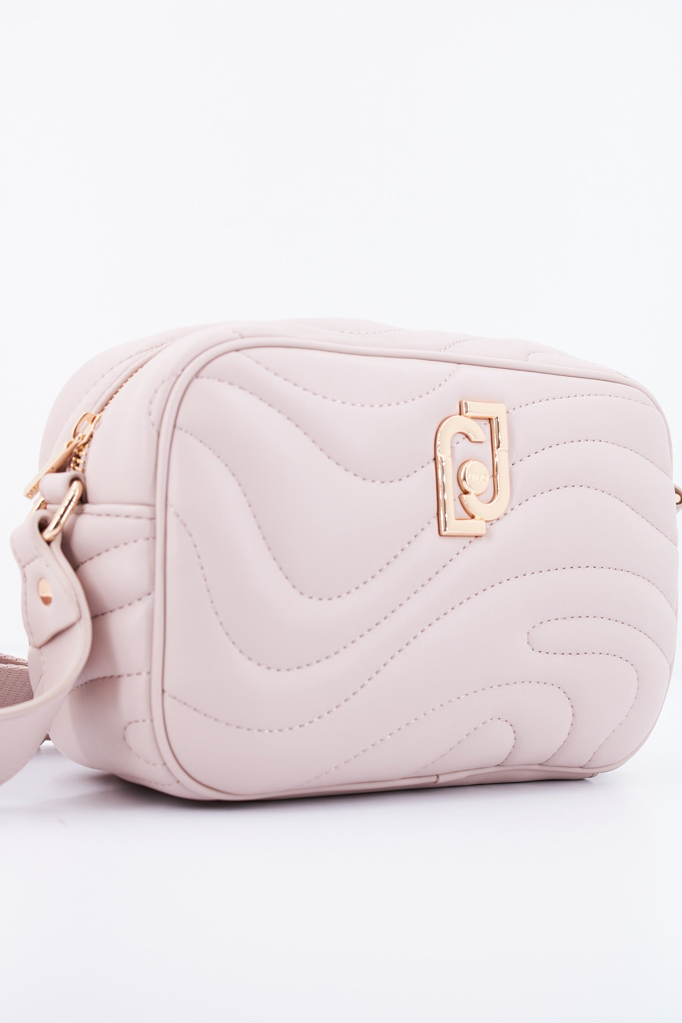 LIU-JO ECS M CAMERA CASE en color   (4)