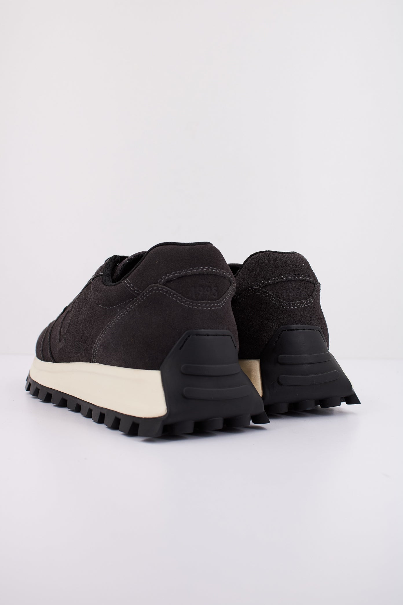 LIU-JO  PX RUNNING  en color BLACK  (4)