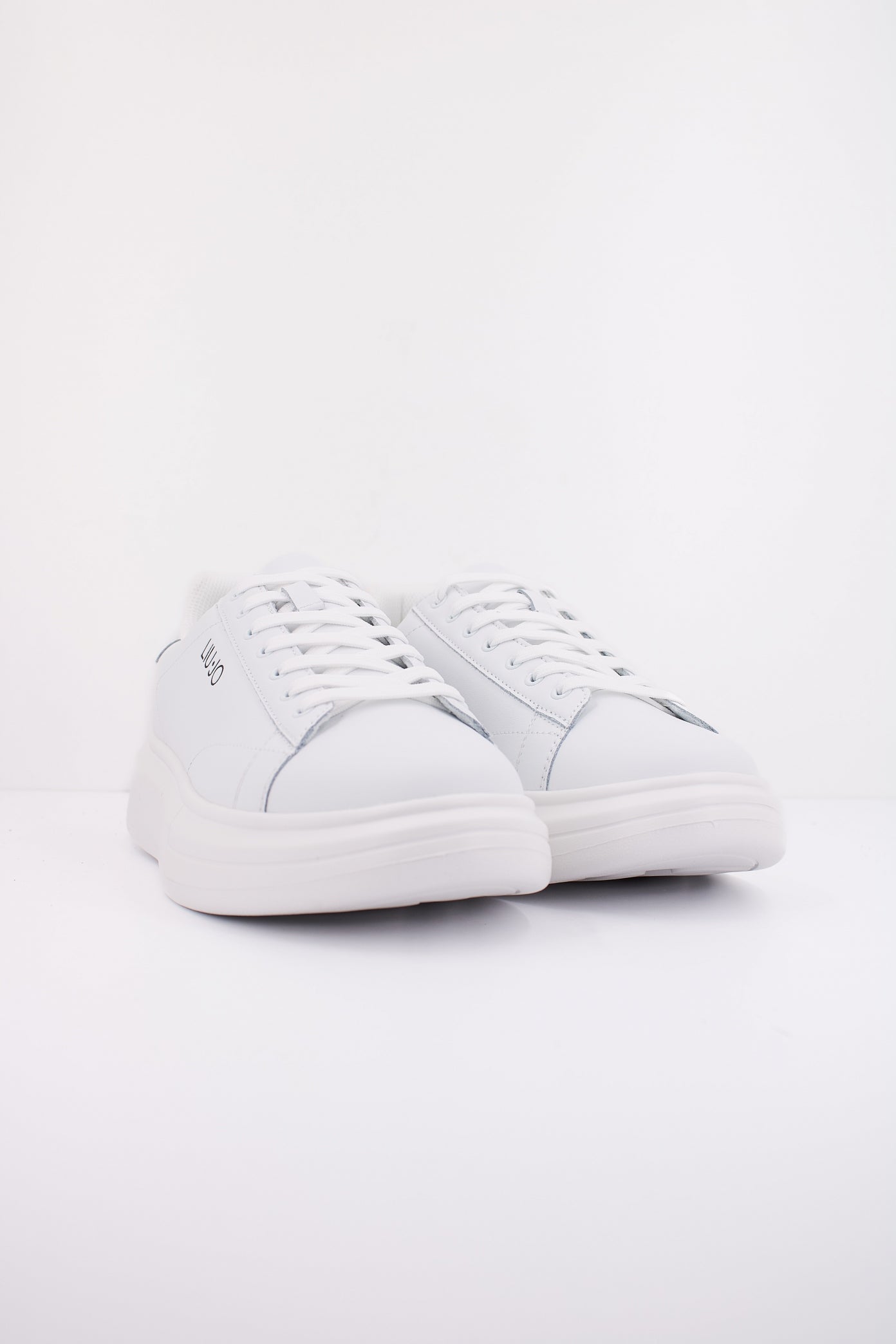 LIU-JO  BIG  en color WHITE  (2)