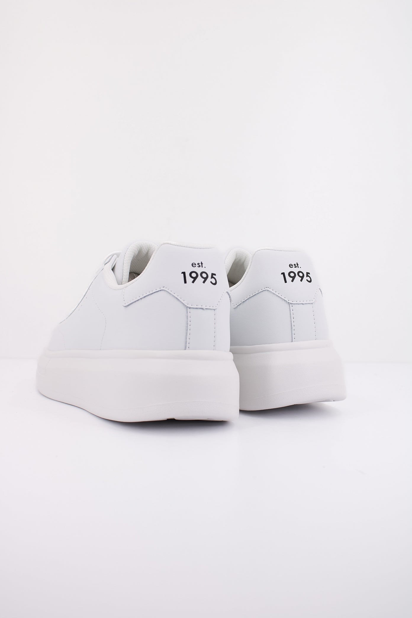 LIU-JO  BIG  en color WHITE  (4)