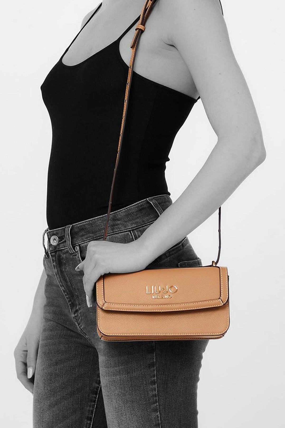 LIU-JO ECS CROSSBODY EAST/W en color   (4)